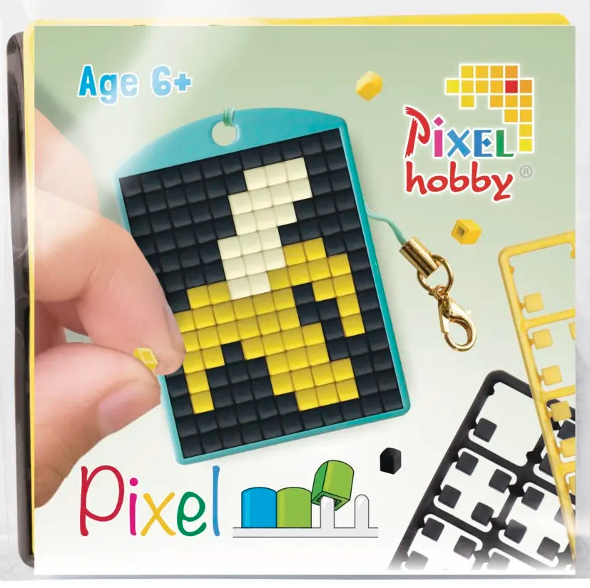 Pixel Medallion Keychain - Banana 23128