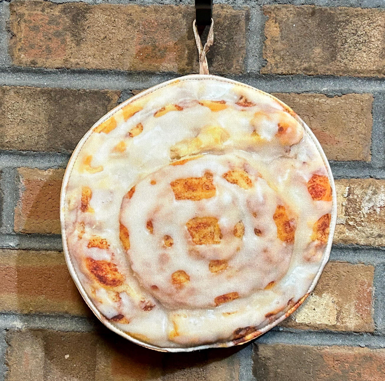 Cinnamon Roll Pot Holder Kit