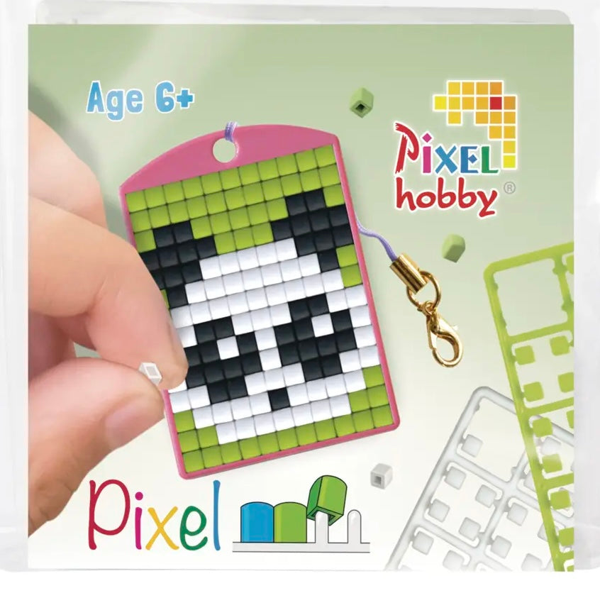 Pixel Medallion Keychain - Panda 23101