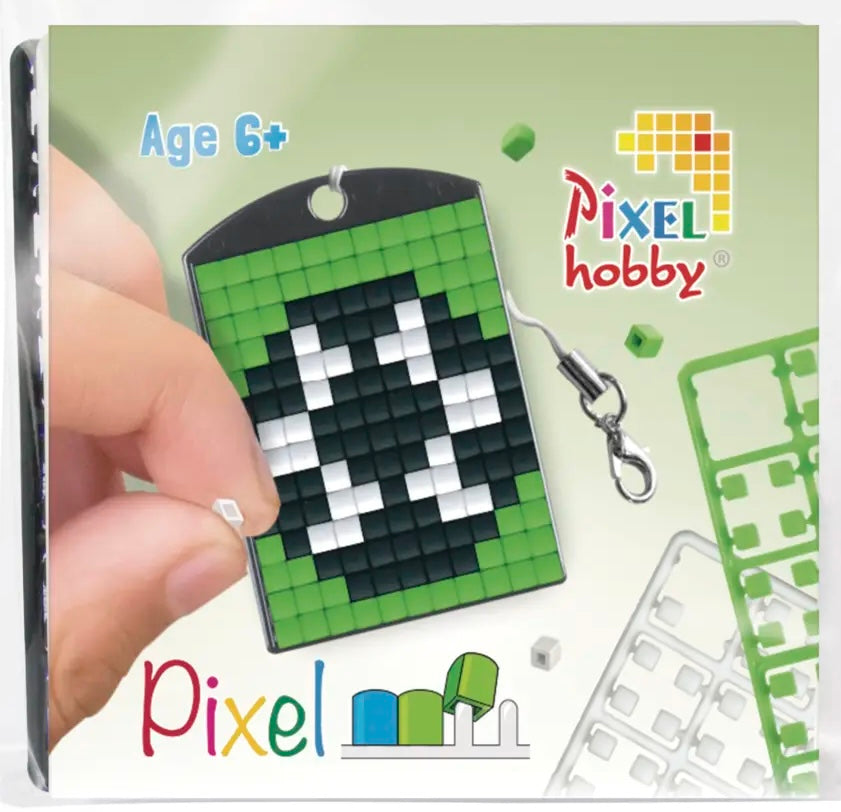 Pixel Medallion Keychain - Soccer 23127