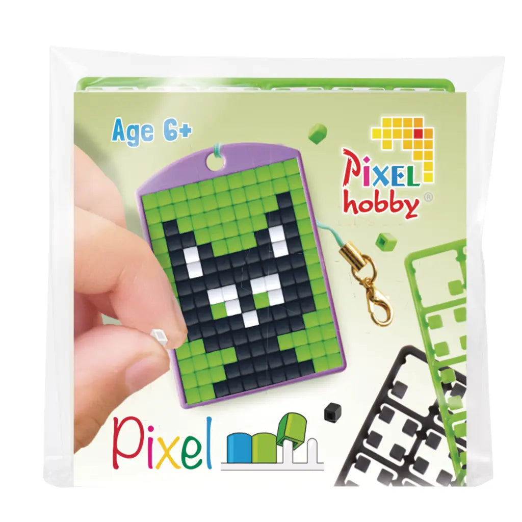 Pixel Medallion Keychain - Black Cat 23140