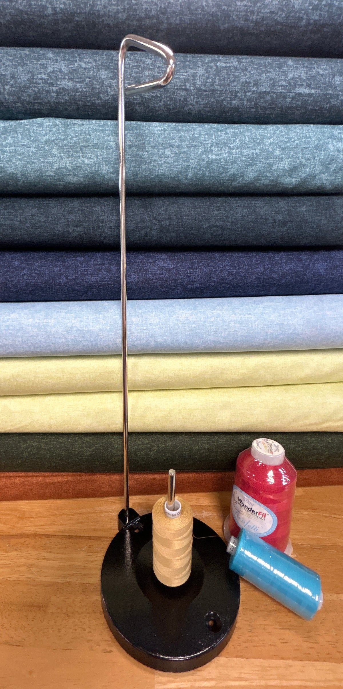 Thread Stand w/ Metal Base - 27449